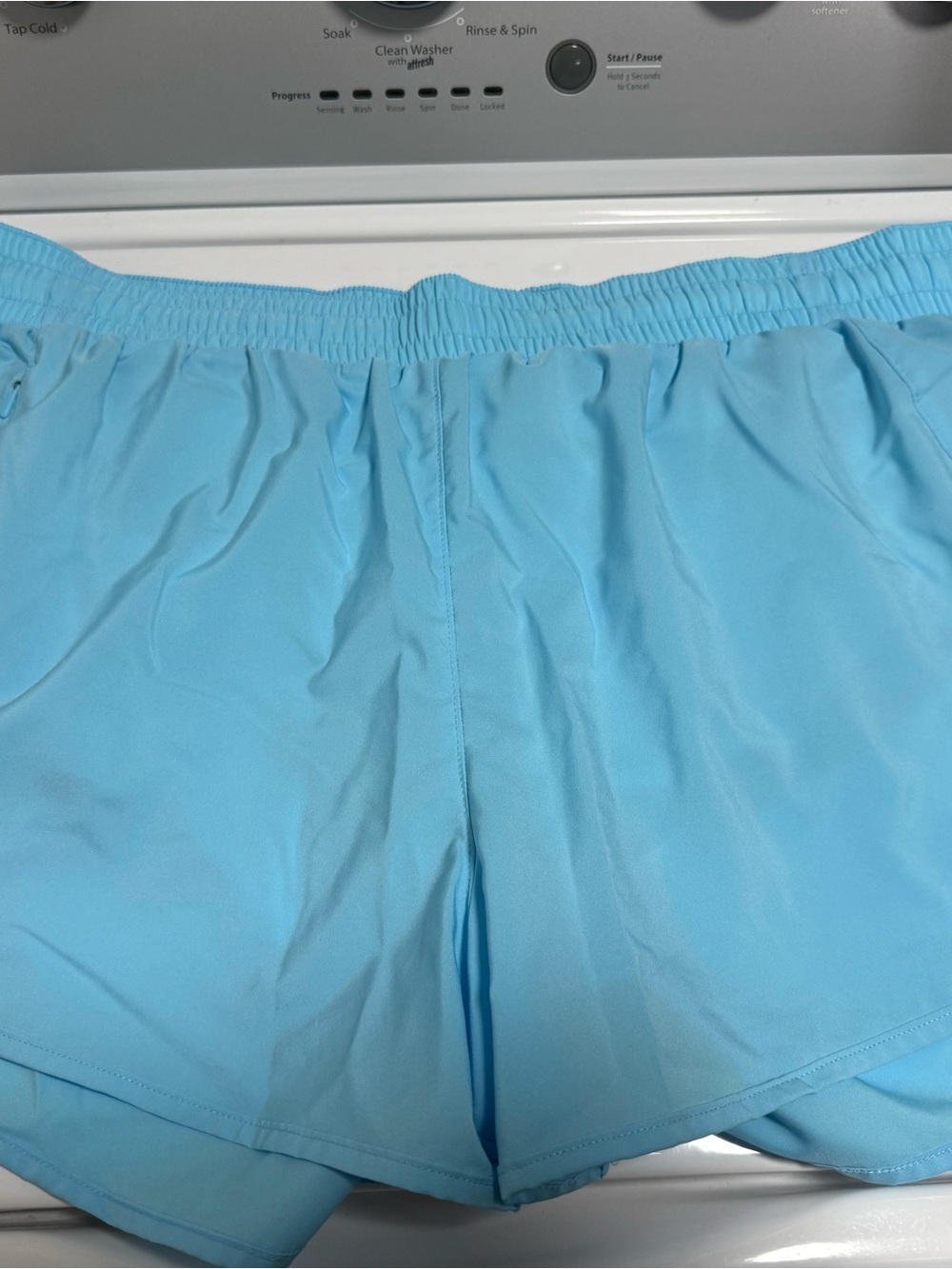 New womens all in motion Performance Athletic Shorts xxl